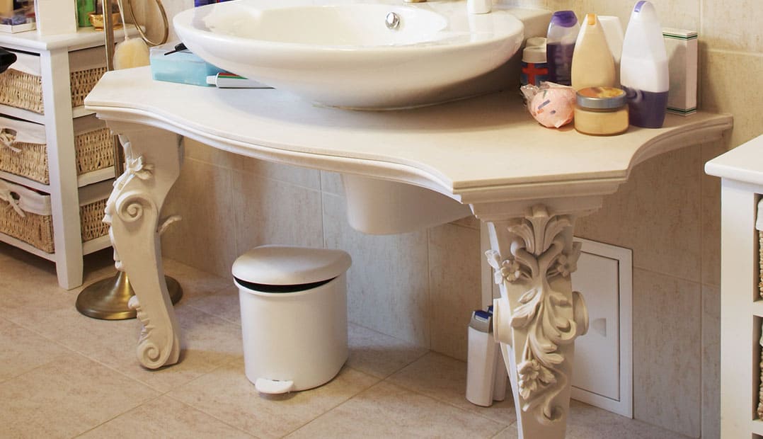 Deodorizing Wastebasket