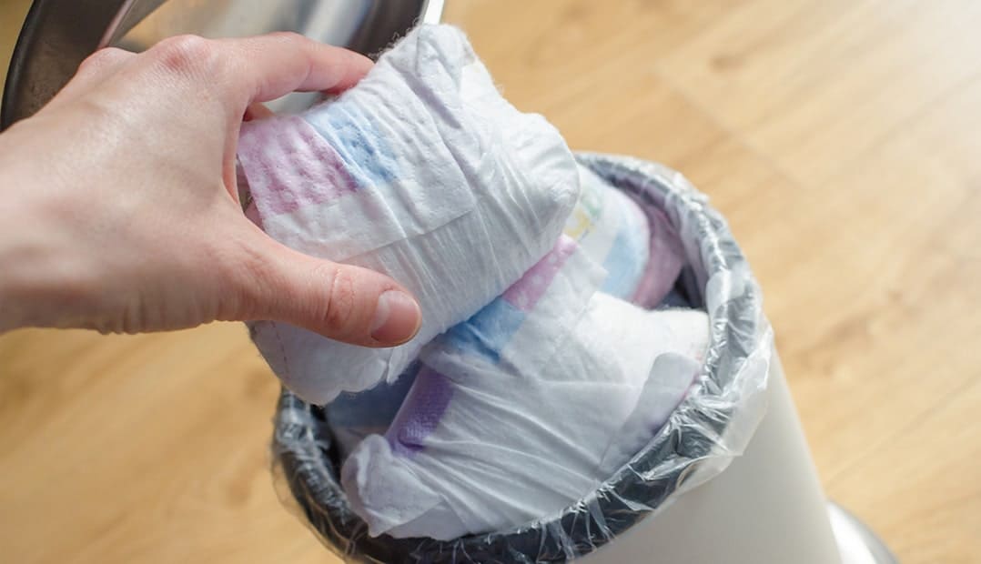 Deodorizes Diaper Pails