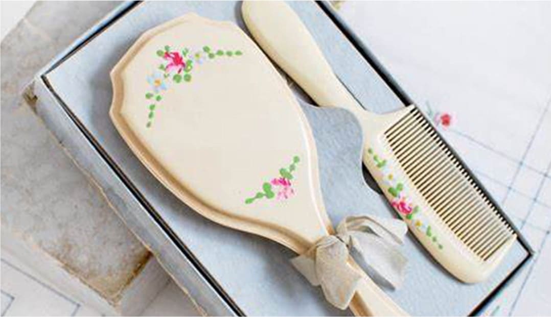 Clean Baby Combs