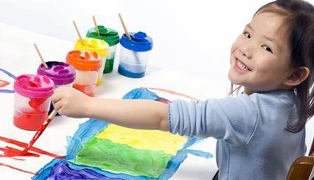 Creates your own Play Clay Paintings 