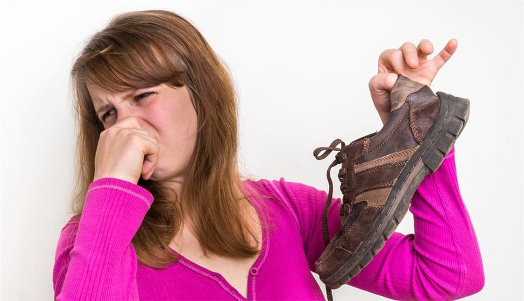 Deodorizes Smelly Sneakers